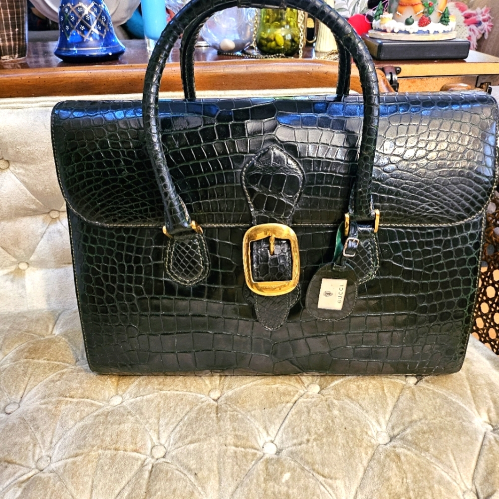 RARE Collectible 1970's Authentic Gucci crocodile UNISEX travel Bag
